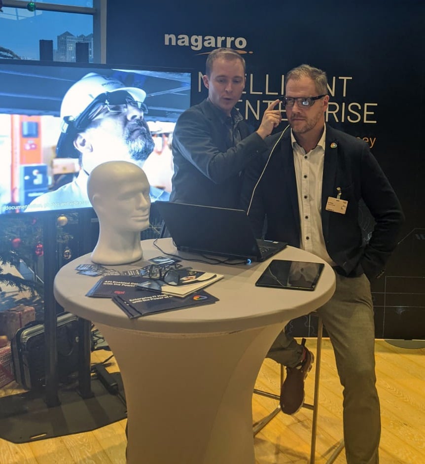 Smart glass demo at Nagarro Booth_Handelsblatt Industry Summit 2019-1